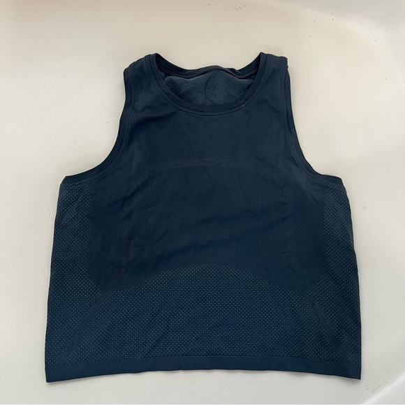 Lululemon Swiftly High Neck Cropped Tank size 10 - Picture 2 of 4